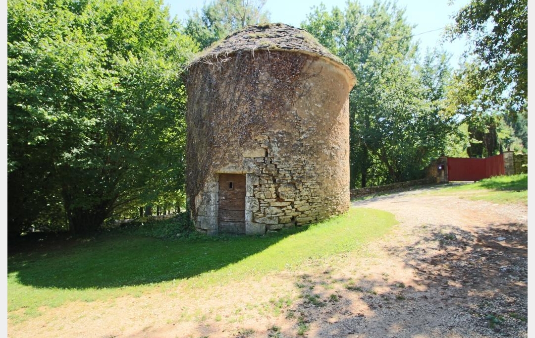 Annonces QUERCYBLANC : Domaines / Propriétés | DURAVEL (46700) | 400 m2 | 449 000 &euro; 